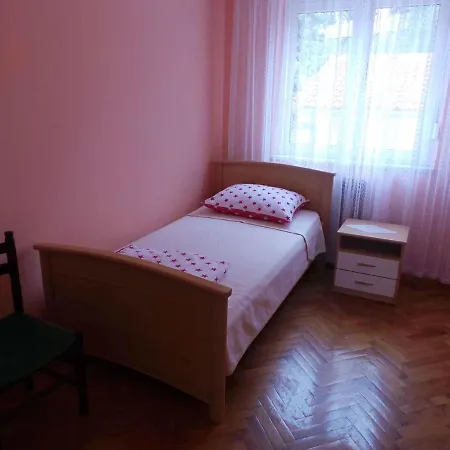 Apartmán In Pula/istrien 10937 *